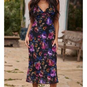 NEW NWT Le Lis Floral Y2K V-Neck Printed Flowy Midi Slip Dress‎ Black M
